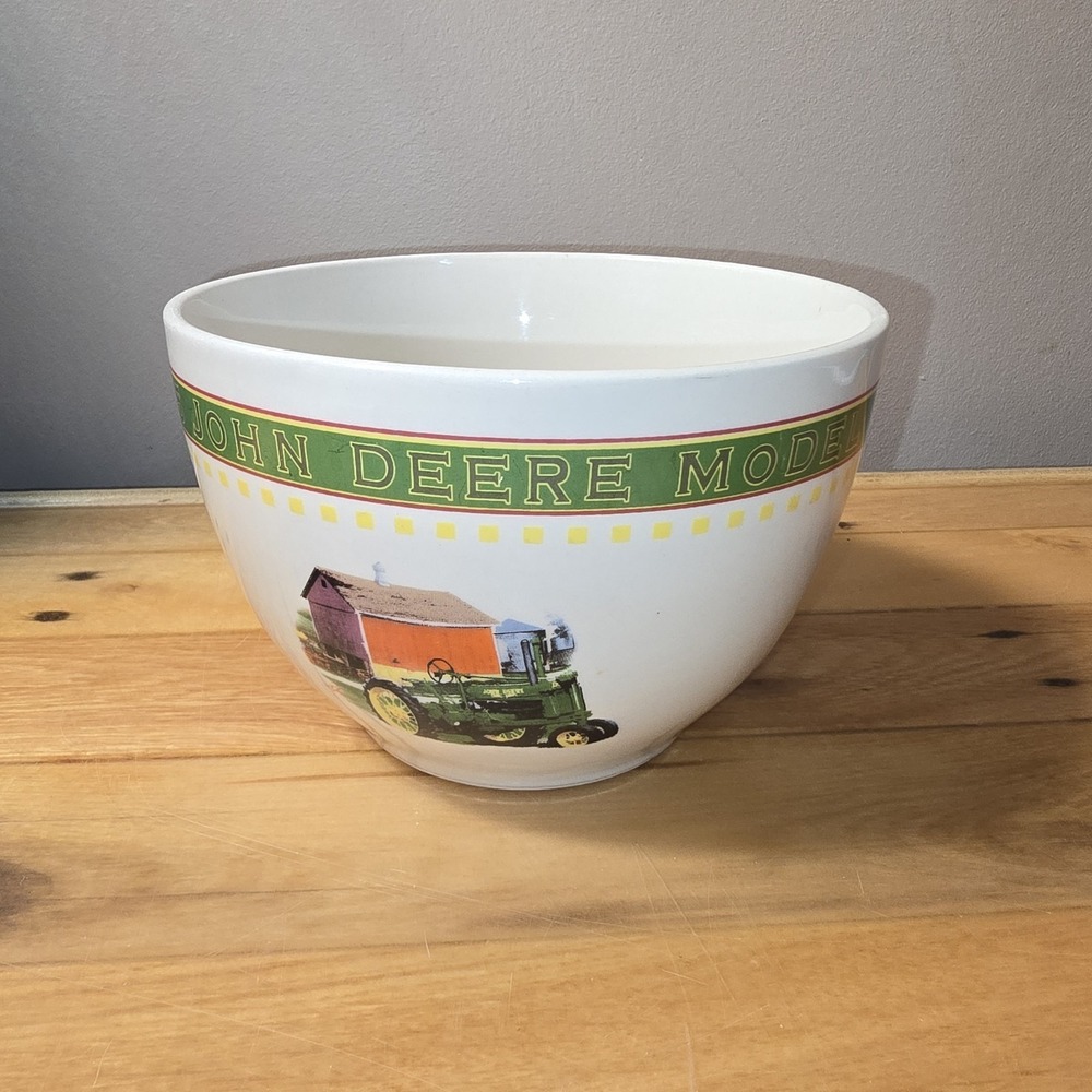 Gibson USA 1935 John Deere Model B Mixing Bowl Tractor Farm County Green White